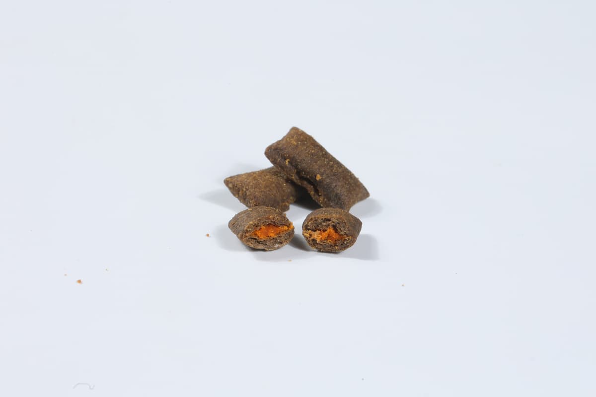 Crunchies Stuffed Cat Food (Cod and Chinese Yam, Pink packaging)